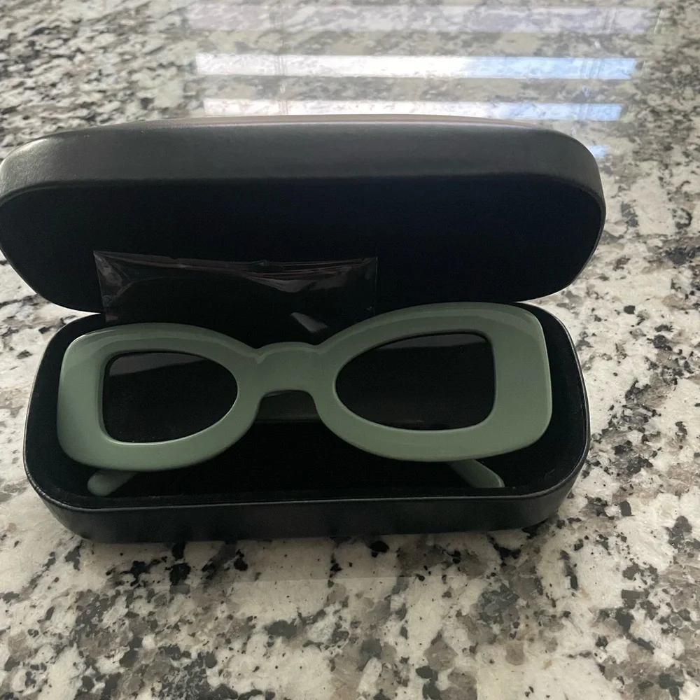 Coach Rectangle Frame Sunglasses